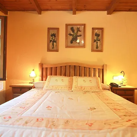 Núcleo Rural Tixileiro Hotel 2*