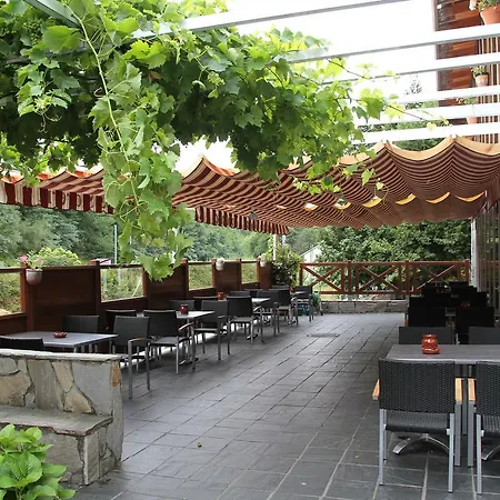 Nucleo Rural Tixileiro Hotell 2*