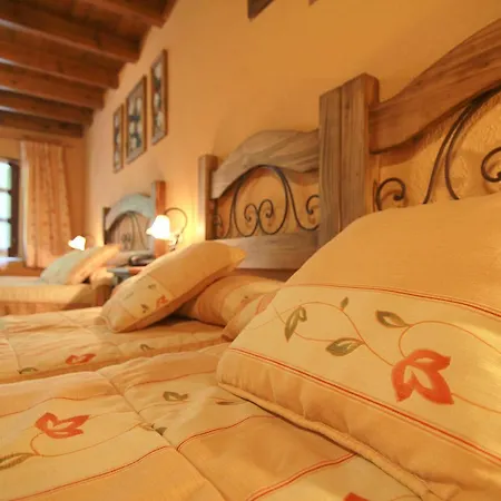 Nucleo Rural Tixileiro Hotell 2*