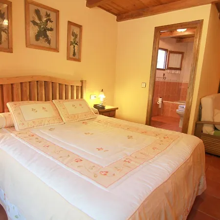 Núcleo Rural Tixileiro Hotel 2*