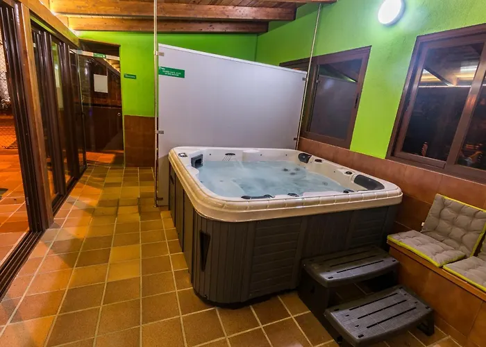 Hotel Núcleo Rural Tixileiro 2*